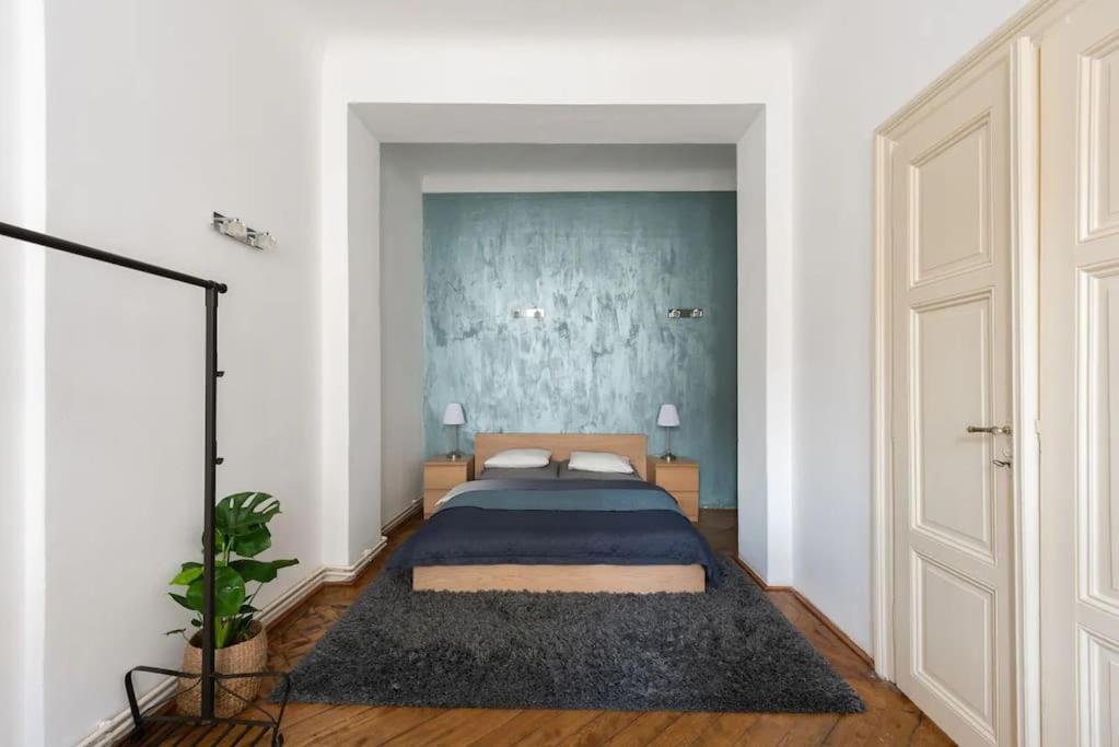 Spacious Apartment With Balcony At Wenceslas Sq Praag Buitenkant foto